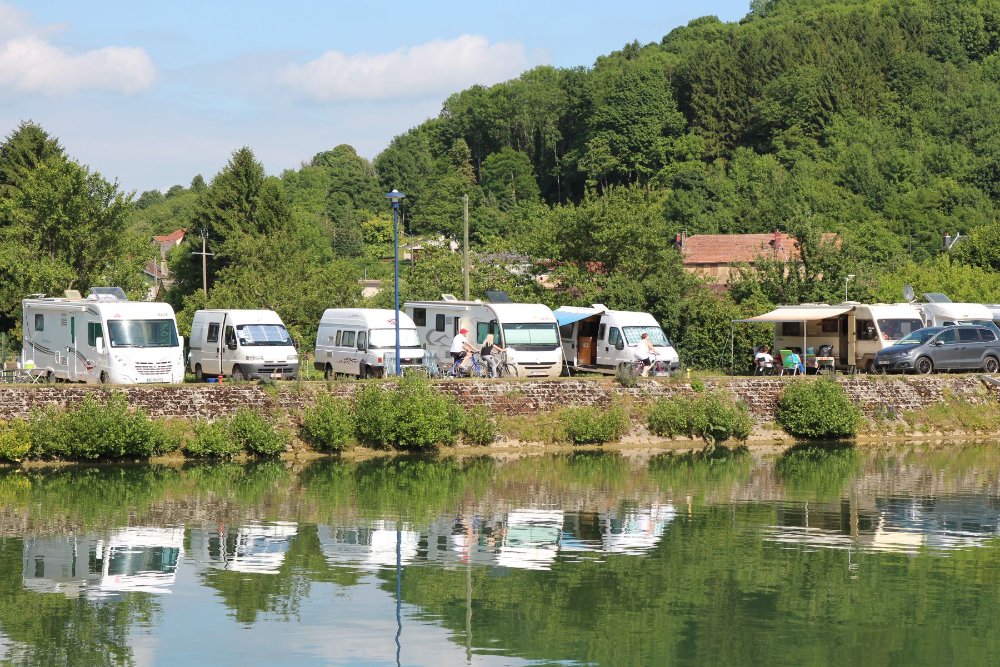 Aire camping-car  Dun-sur-Meuse (55110) - Photo 1